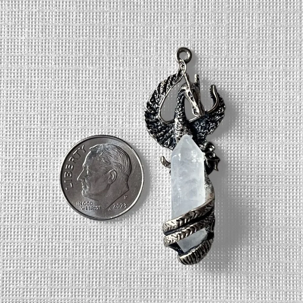 Dragon Quartz Crystal Pendant Medieval Fantasy Magic Silver Tone Unisex Men